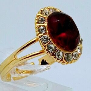 Vintage Gold Tone Adjustable Faux Ruby Crystal Halo Cocktail Statement Ring Red